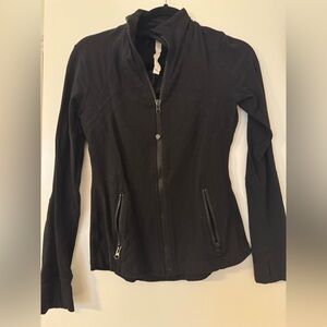 LULULEMON zip up jacket size 6 BLACK